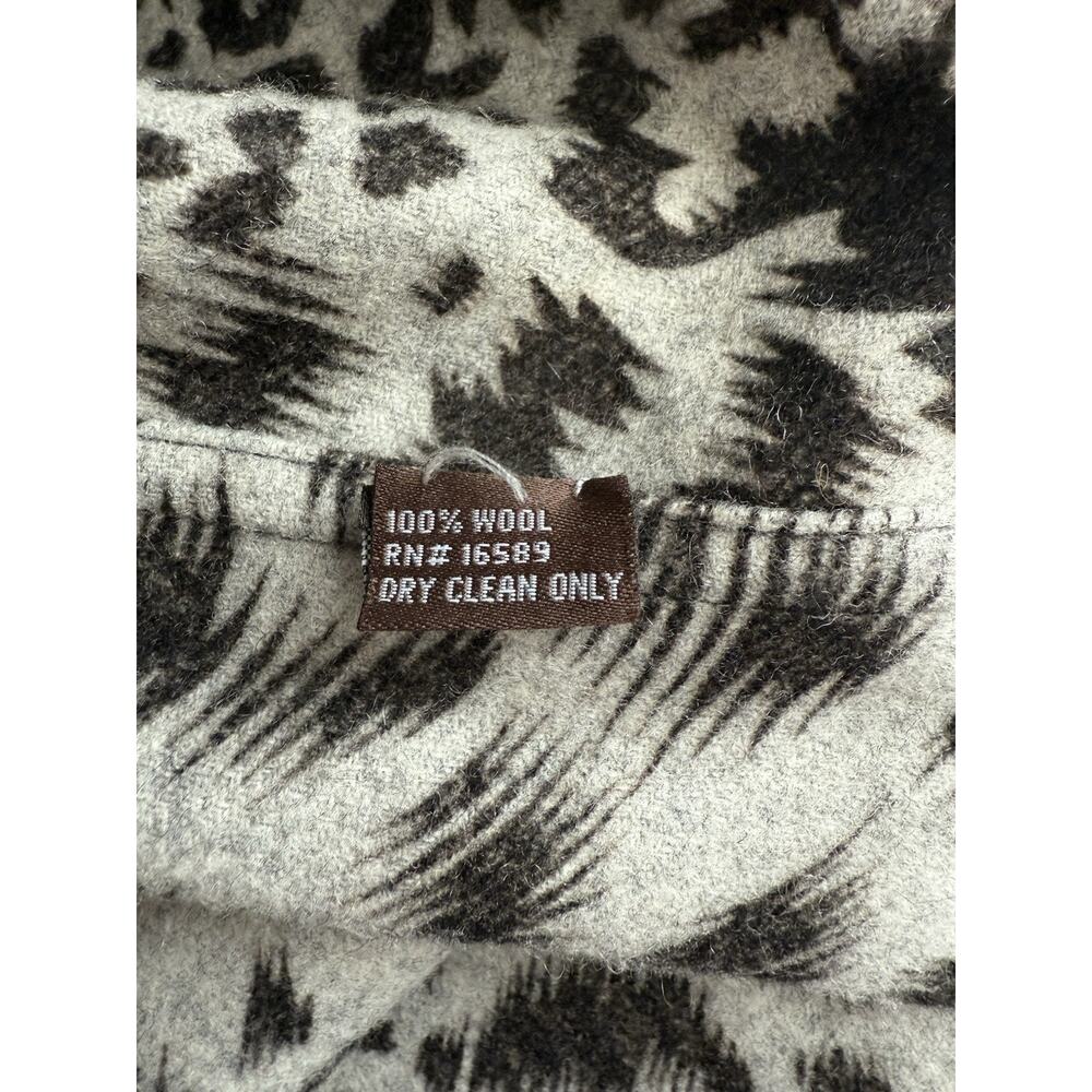 J. McLaughlin Gia‎ Cape Sz M/L 100% Wool Reversible Animal Print Fringe Party - Picture 9 of 13
